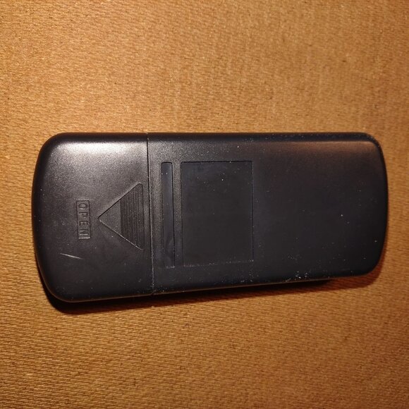 SanDisk Digital Photo Viewer For TV With Remote Cables & Power Adapter - Picture 3 of 10